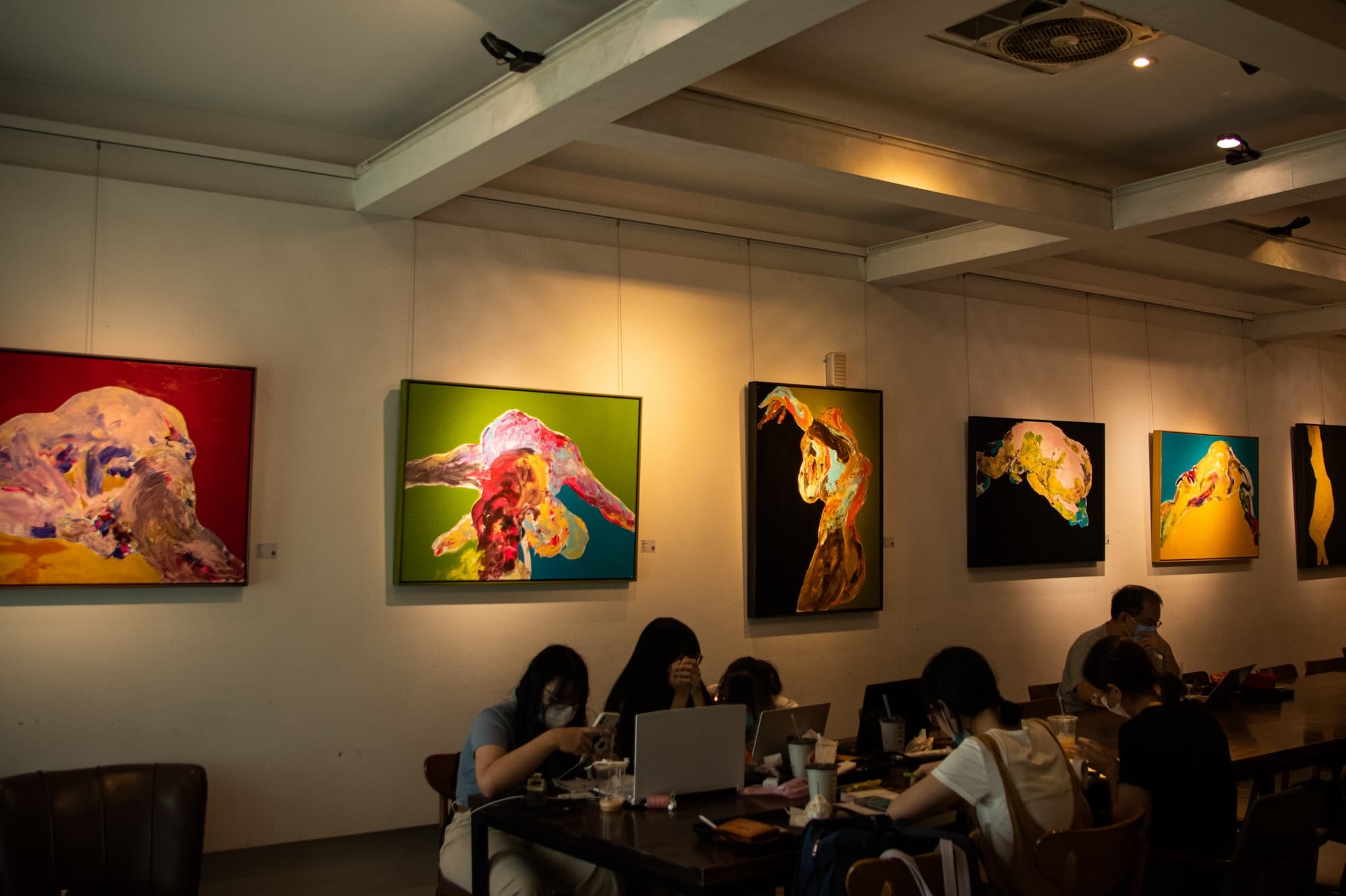 Louisa Coffee-民權西門市 3