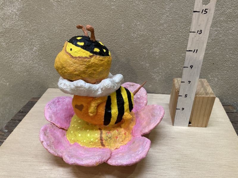 bee 2